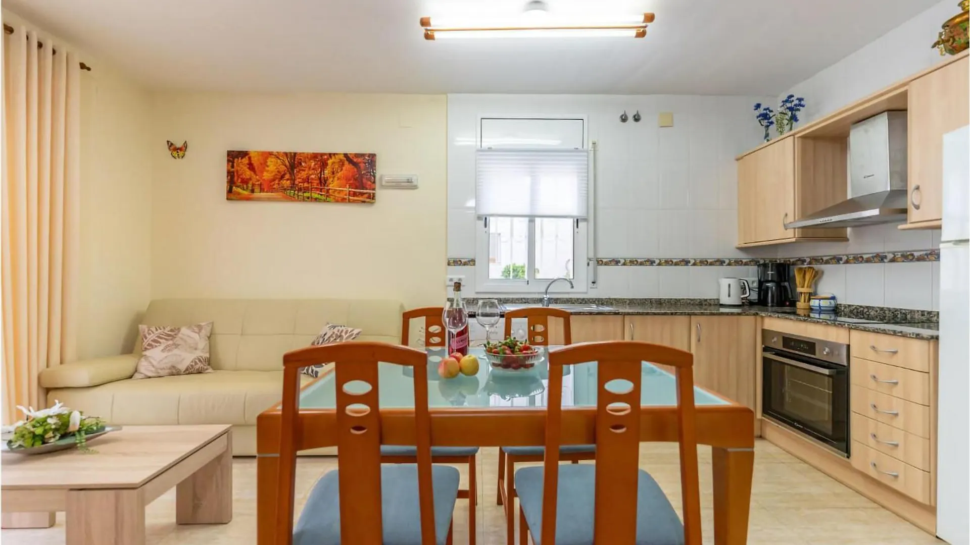 Awesome Home In Miami Playa With Kitchenette 0*,