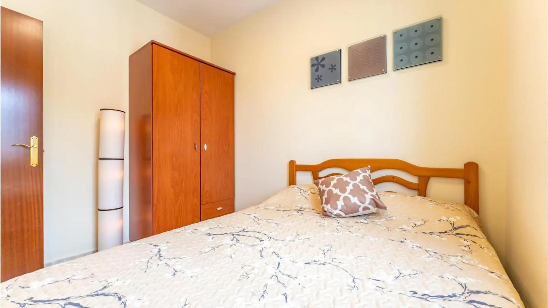 بيت للعطل Awesome Home In Miami Playa With Kitchenette